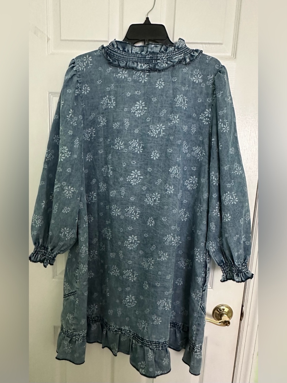 NWT EASEL FLORAL WASHED DENIM DRESS - Picture 7 of 11